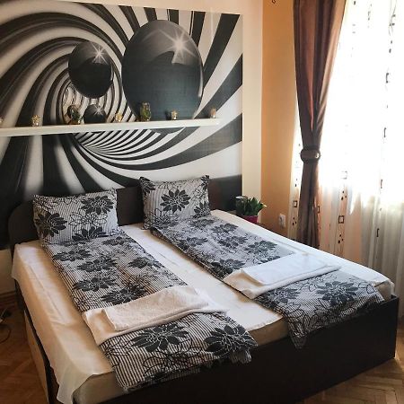 Apartament Maya 1 Apartament Deva Zewnętrze zdjęcie